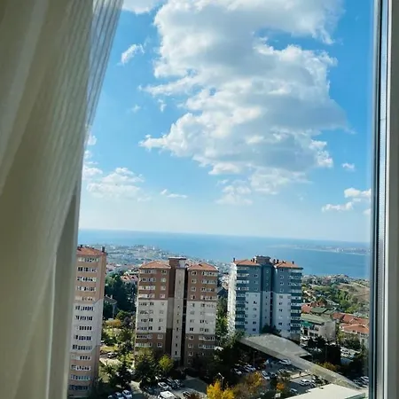 First Abenue Κωνσταντινούπολη